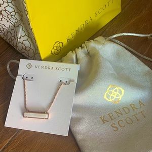 NWT Kendra Scott Leanore Necklace, Rose Gold, Mother of Pearl Bar